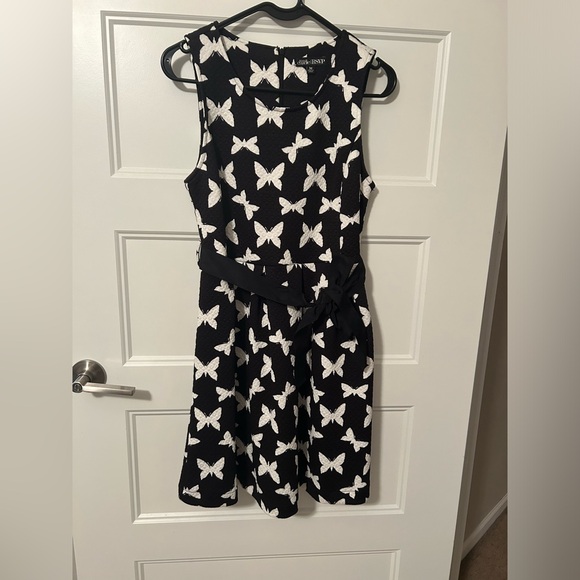 charlie rsvp Dresses & Skirts - DRESS | black and white butterfly dress size M